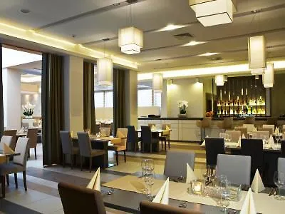 Hotel Petropol 3*