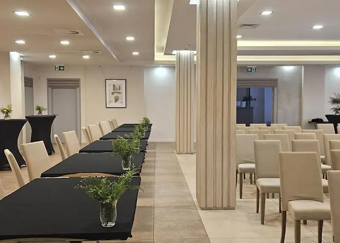 Petropol 3* 프우크